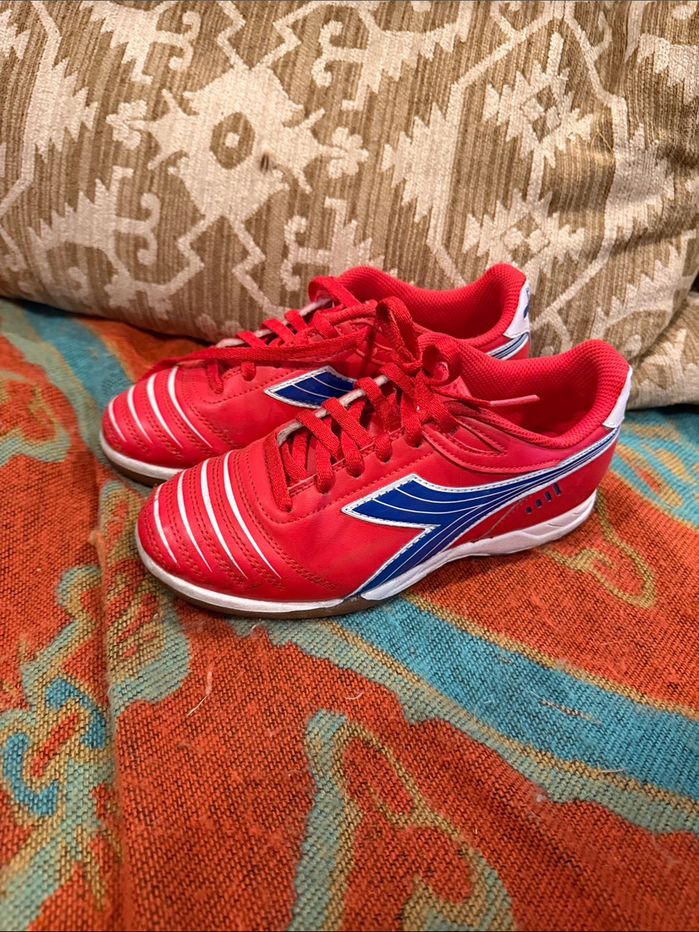 Diadora Red Sneakers with Blue Accents - Kids Athletic Shoes